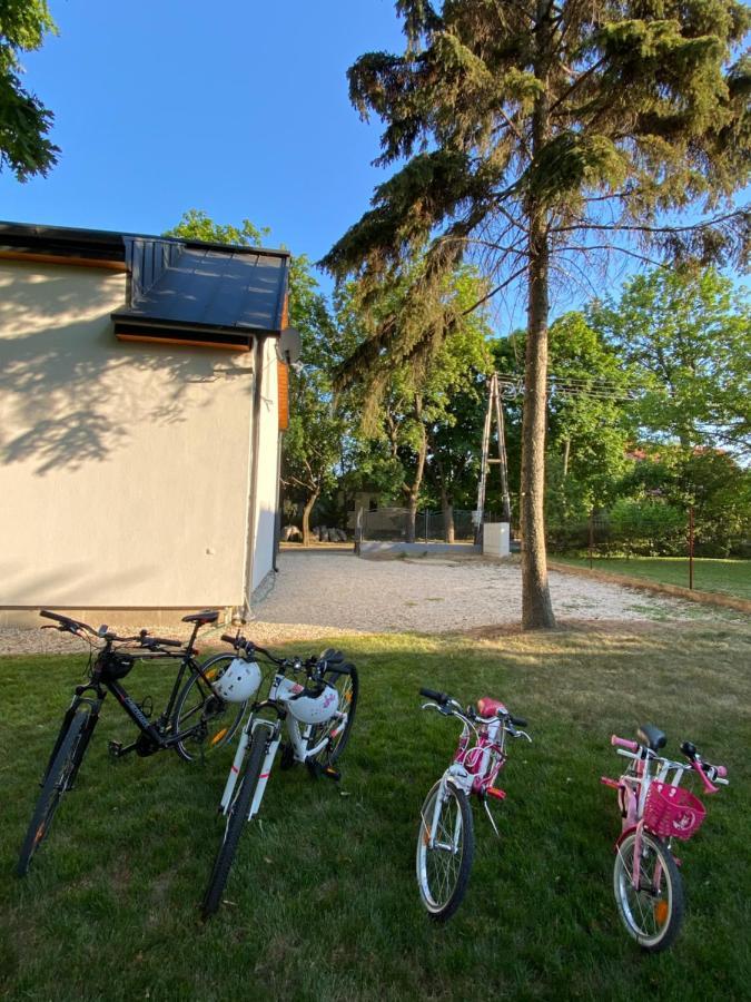 Bike & Fun Apartments - Balatonakarattya Buitenkant foto