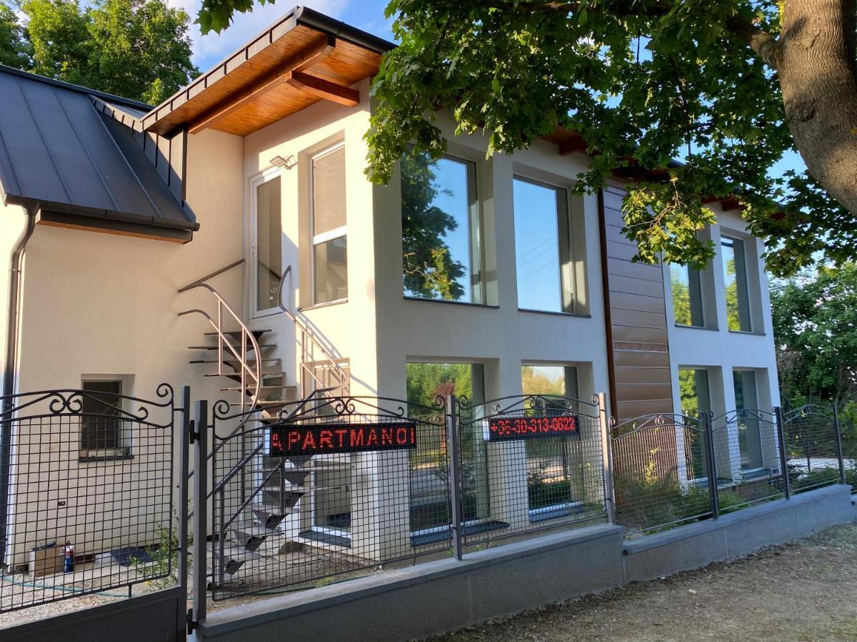 Bike & Fun Apartments - Balatonakarattya Buitenkant foto